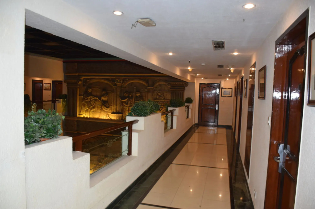 Golden Parkk Hotel