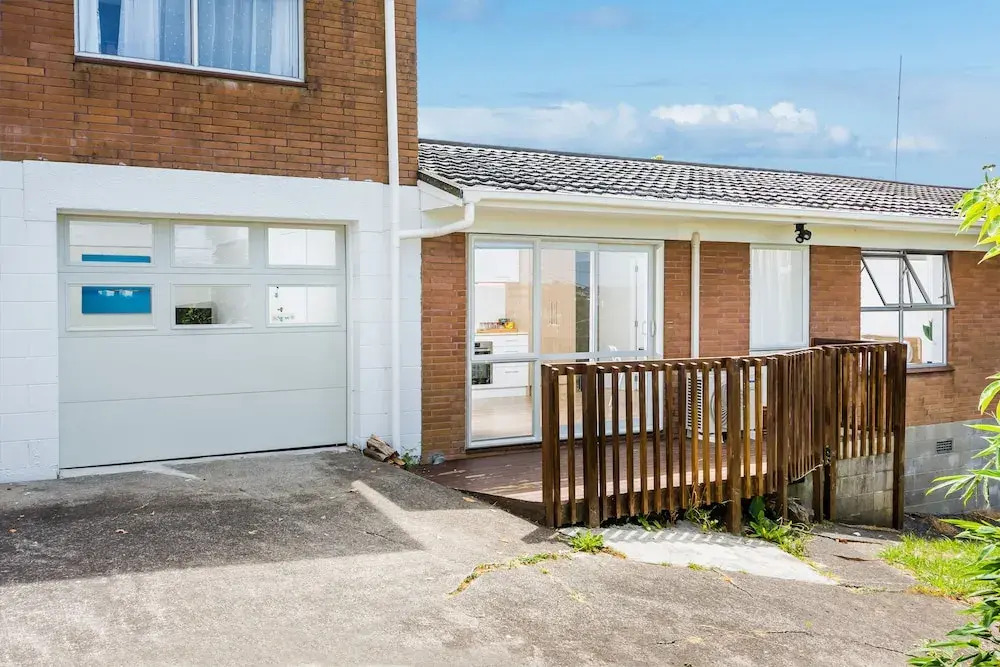 Glenfield Spacious 3 Bedrooms Unit