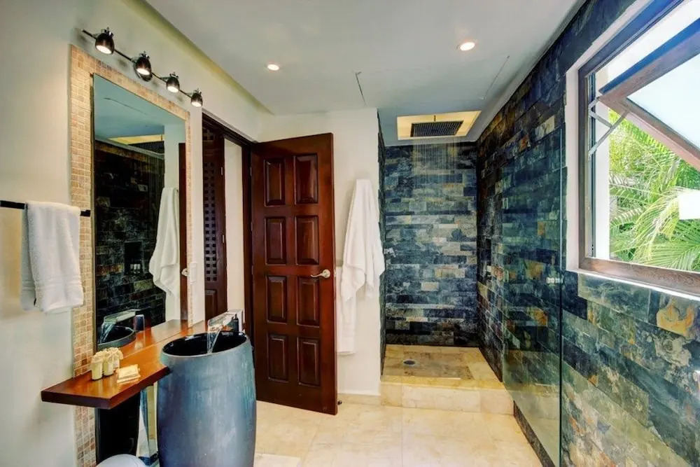 Oceanfront Exclusive Home