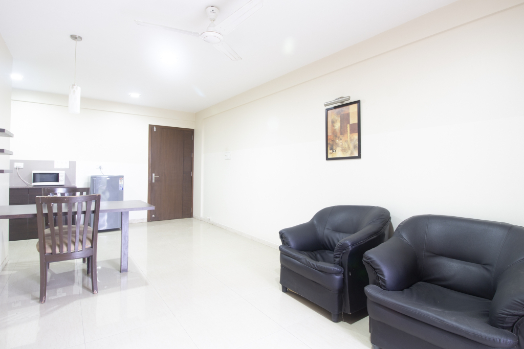 Shree Omkar Executive by OYO Rooms