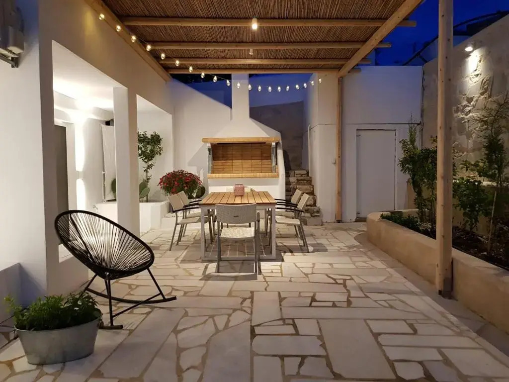 Modern House near Parikia with 3 bedrooms & 2 bath