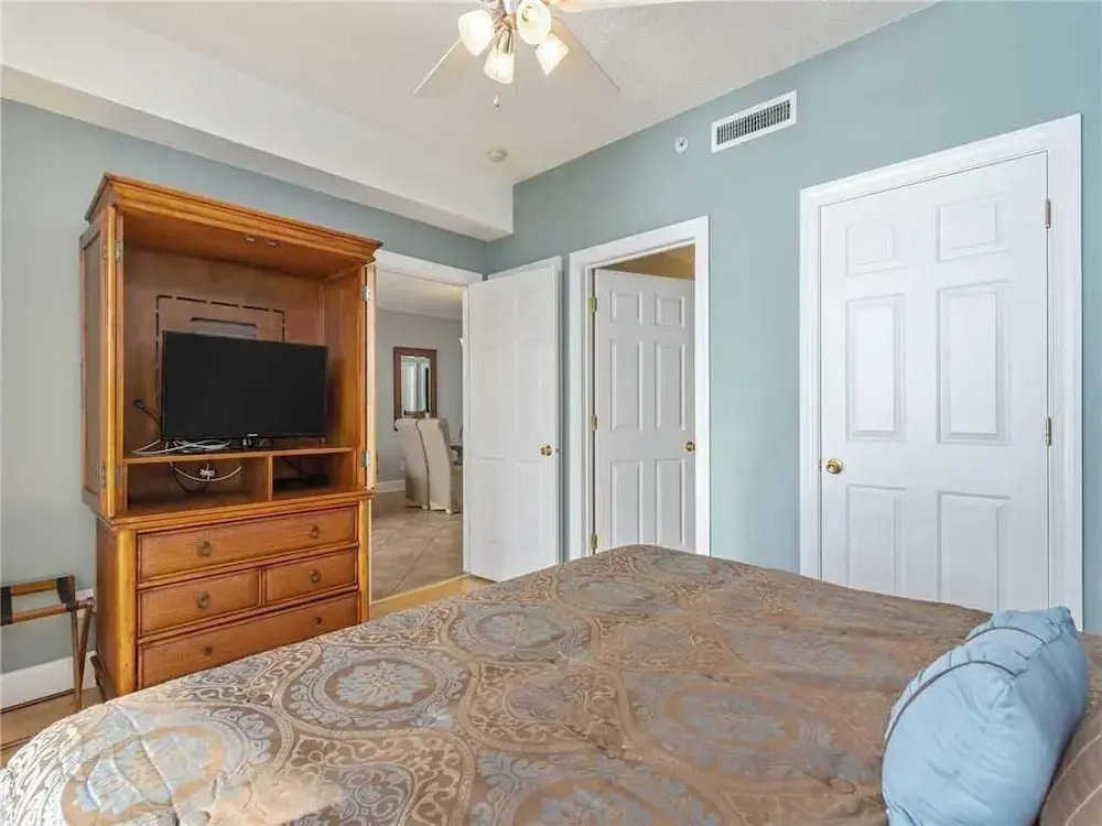 Twin Palms 1805 - Two Bedroom Condo