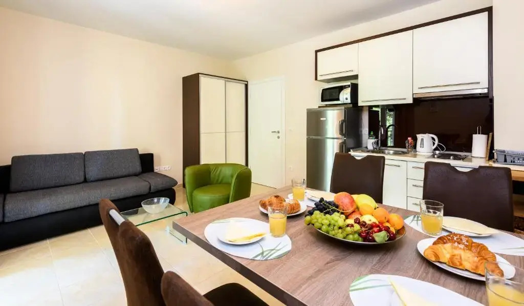 Apartments Domani
