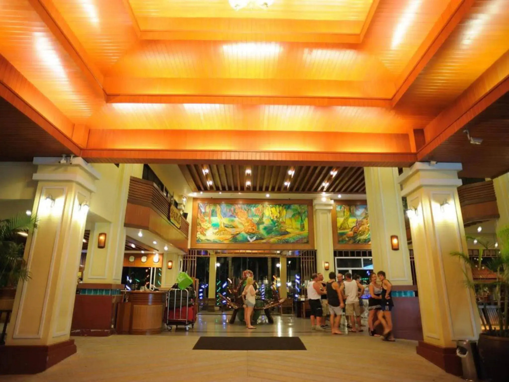 Baumanburi Hotel Patong