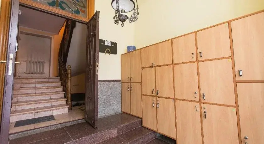 Хостел Севен