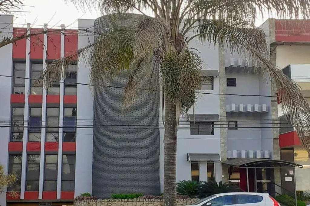 Carlton Plaza Torre