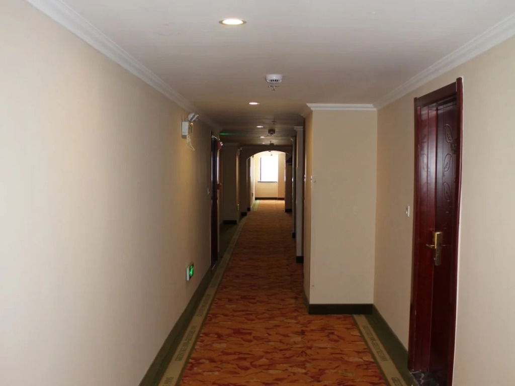 Greentree Inn Liaoning Dalian Development Zone Jinma Road Pedestrian Street Express Hotel