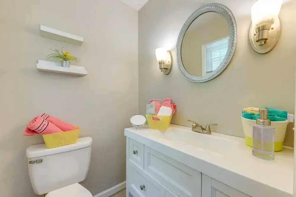 Charming Jonesville Home w/ Grill - Near Wineries!