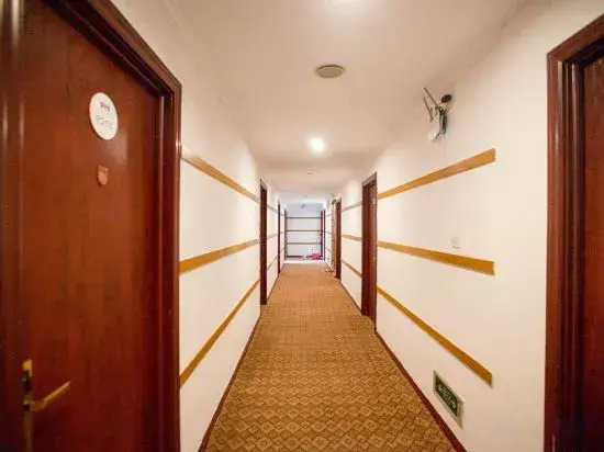 Phoenix City Hotel
