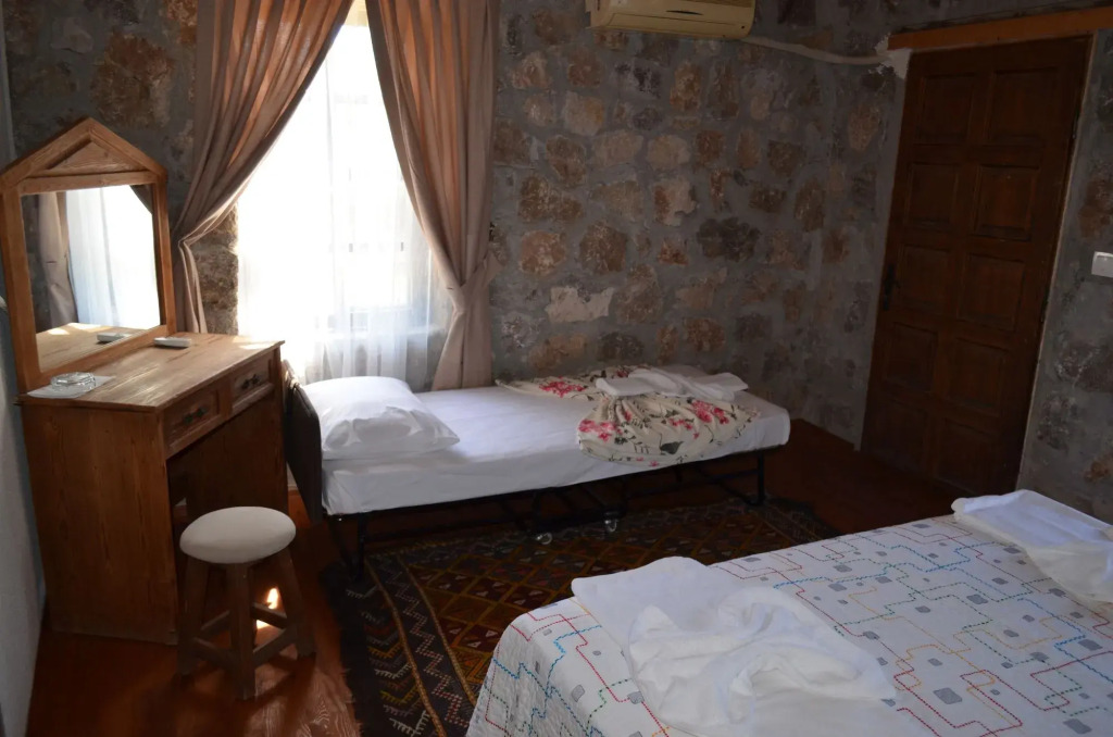 Faralya Limon Hotel