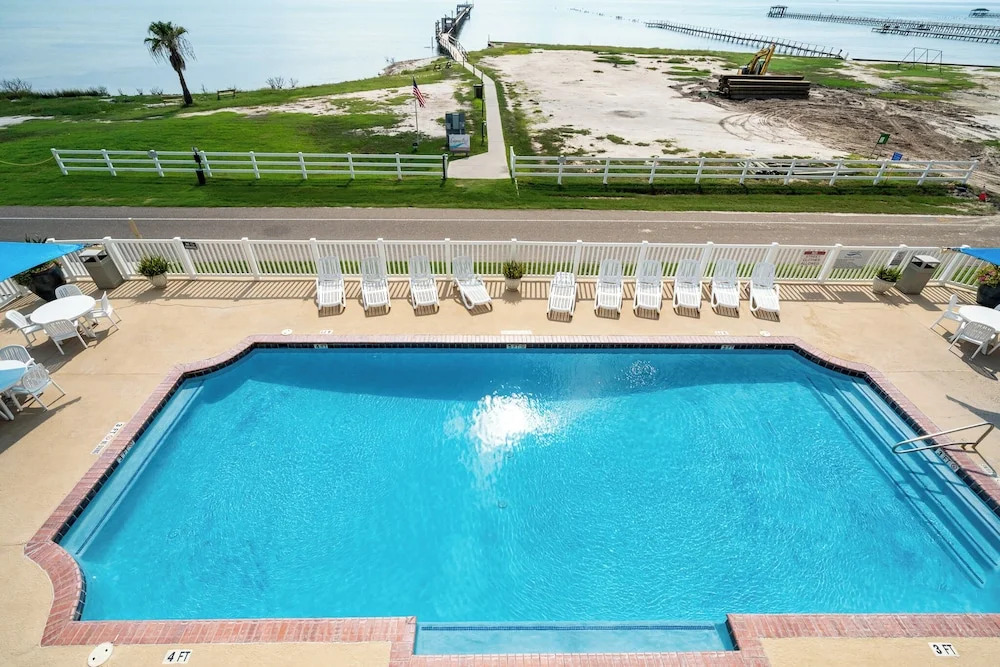 Laguna Reef 308 - Beautiful Bay View by Ryson Vacation Rentals