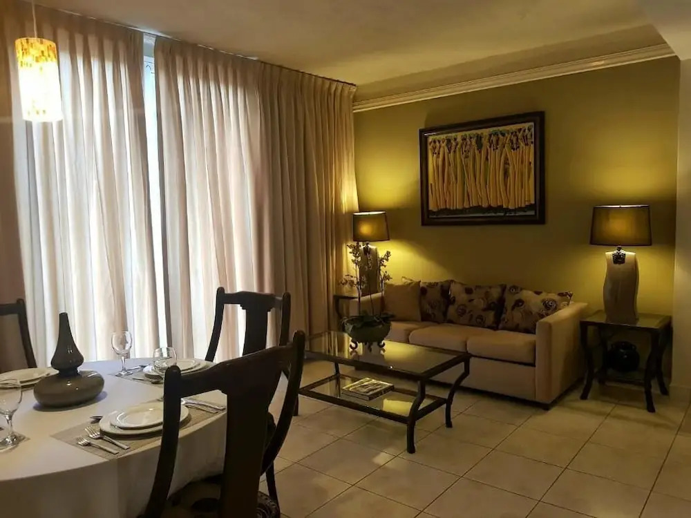 Los Altos Apartments & Studios