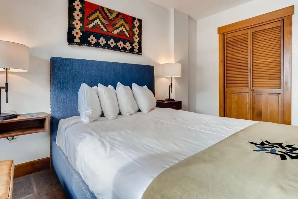 The Springs Premier 2 Br/2 Bath- Walk To Slopes 2 Bedroom Condo