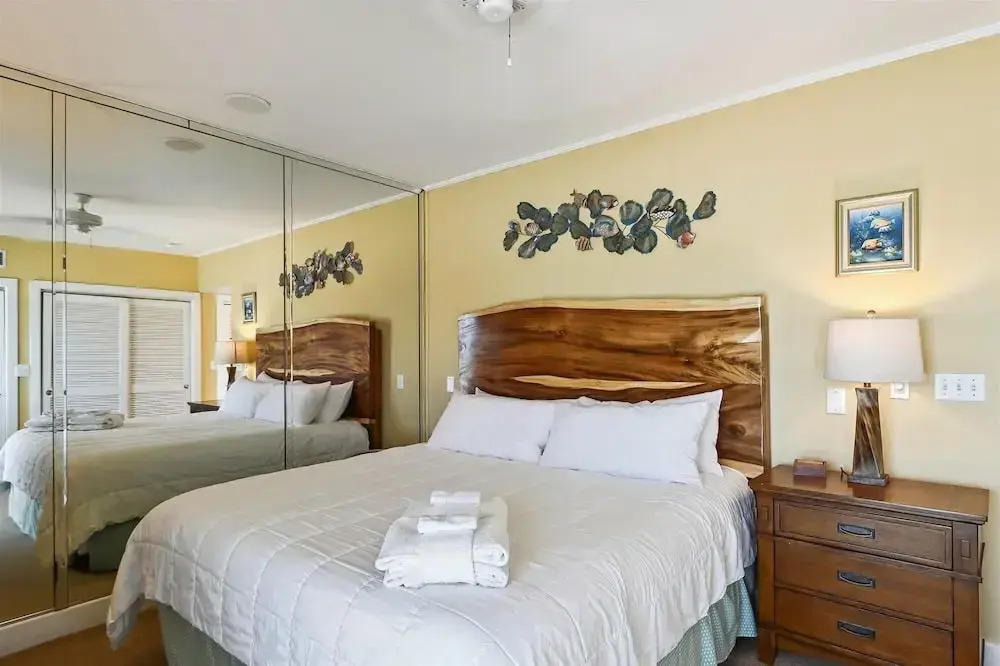 Sandpiper Cove 1157 2 Bedroom Condo by RedAwning