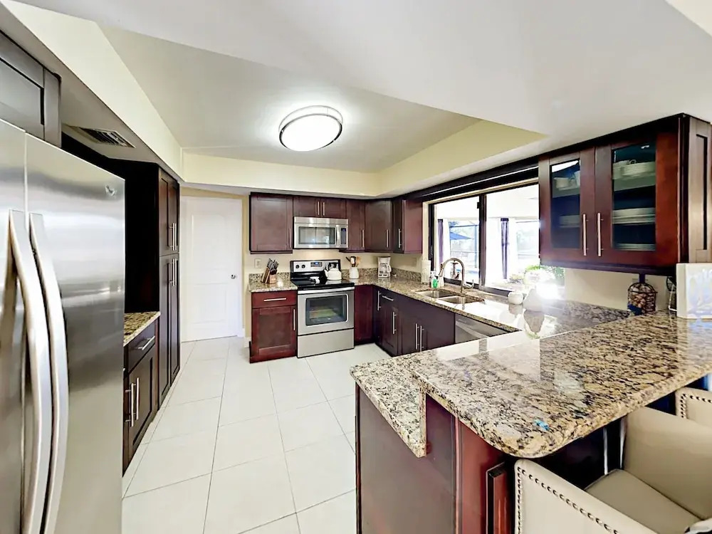 Tequila Canal - 3 Br Home