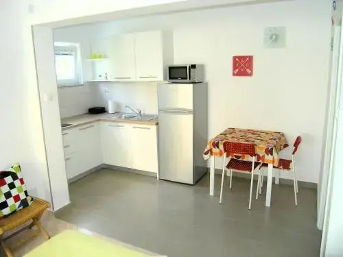 Apartments Leo