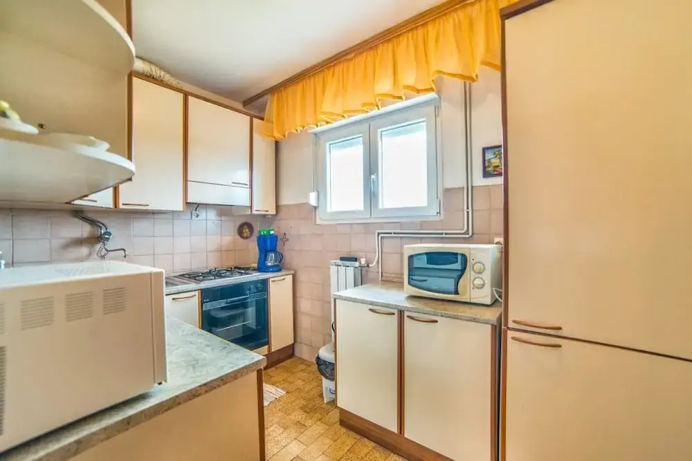 Apartments Dragutin 1063