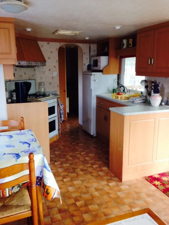 Bungalow With 3 Bedrooms in La Tremblade, With Pool Access and Terrace