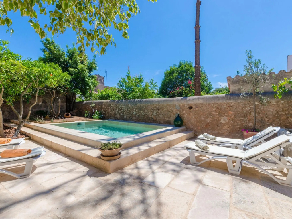 CAN MORA - Villa for 6 people in Campos.