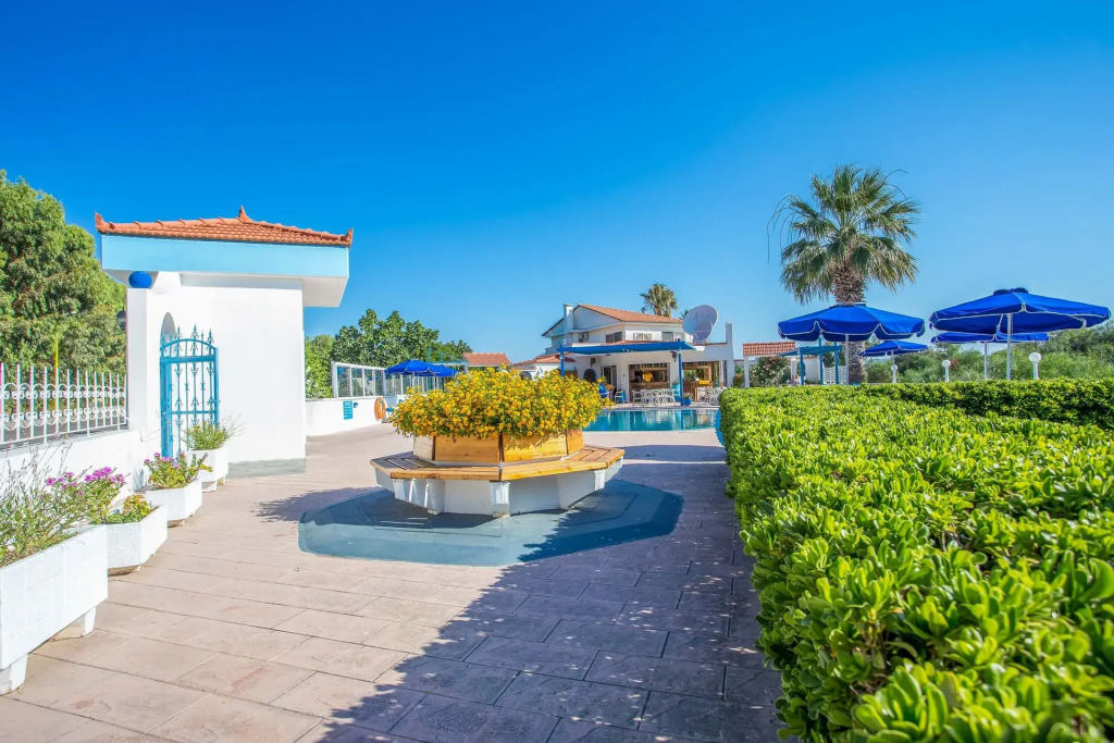 Muses Hotel