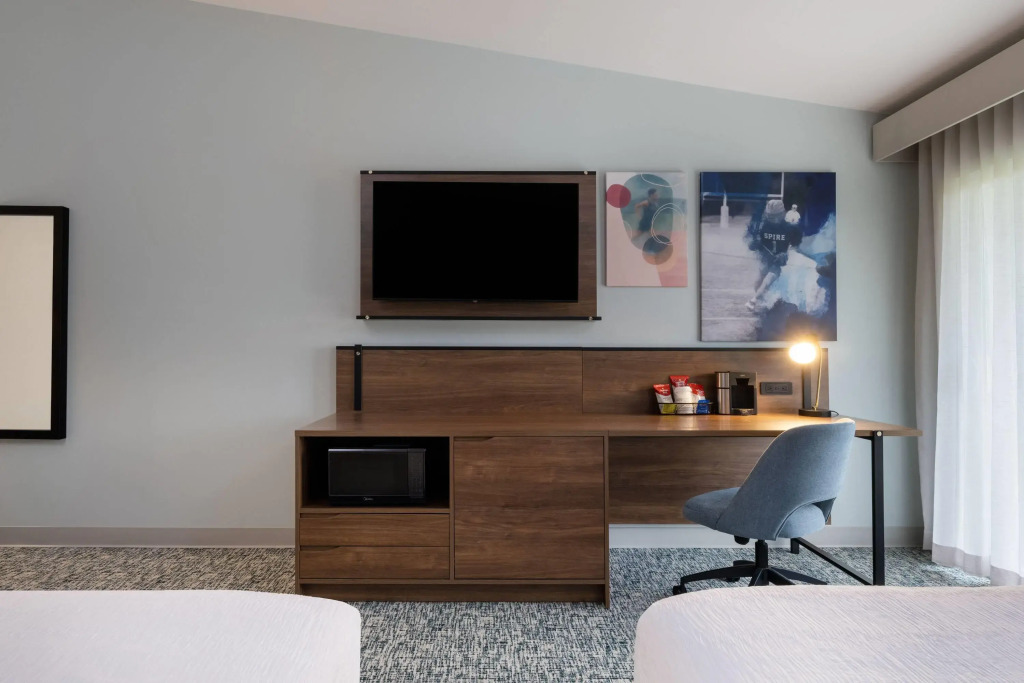 Wingate by Wyndham Geneva at SPIRE Academy