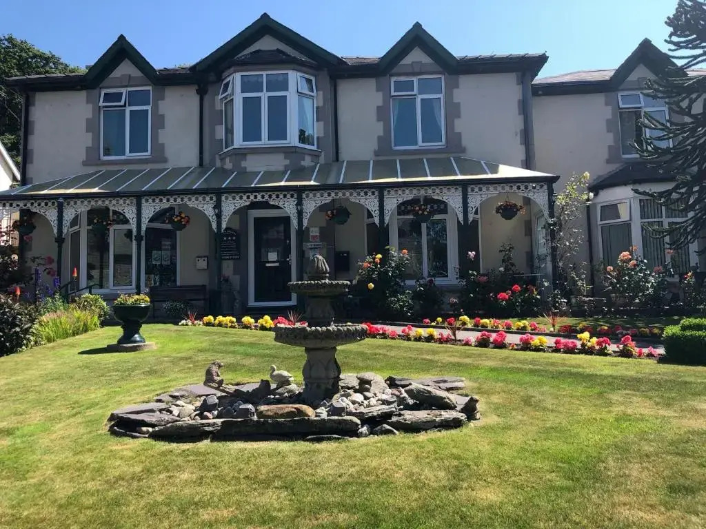 Bron Menai Guest House