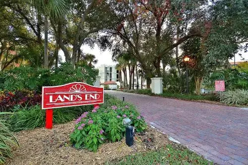 Land's End Building 5
