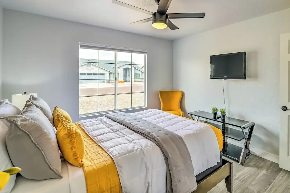 Group Getaway in Glendale < 1 Mi to Westgate!