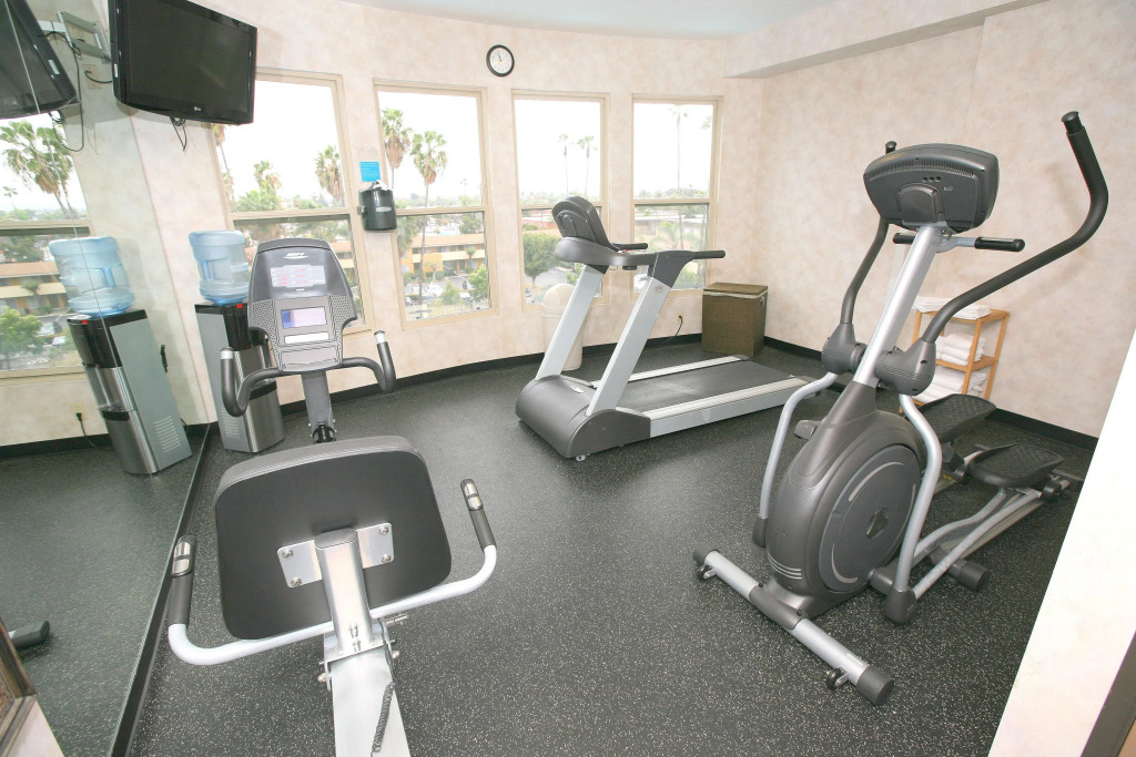 Holiday Inn Express San Diego South - Chula Vista by IHG