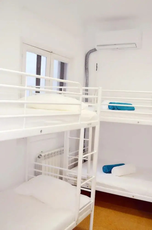 Hostel 18