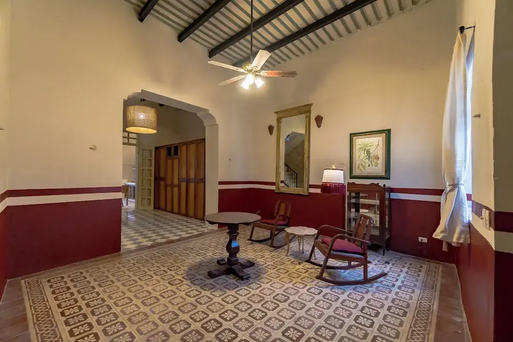 Luxury Historic 5BR Boutique hotel in Centro Walkable & Pool