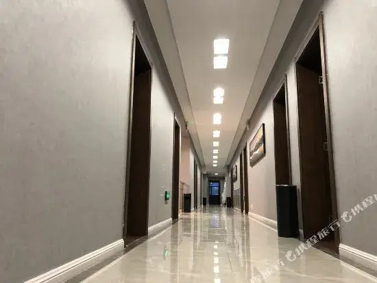 Tongtai Business Hotel (Zhangjiakou Huailai Railway Station)