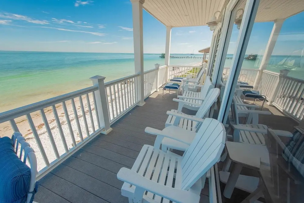 Seaside Apartment 3