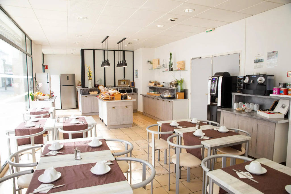 Brit Hotel Confort Lannion Centre Gare