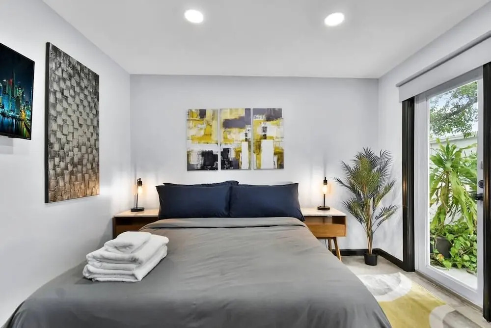 Private 2-bedroom Wilton Villas
