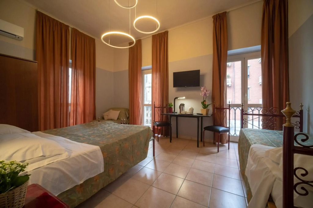 Hotel Italia