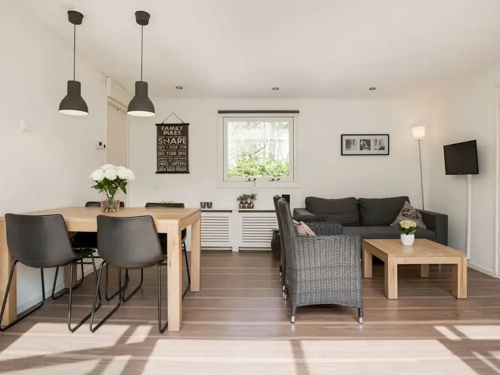 Secluded Bungalow in Laag-soeren With Garden