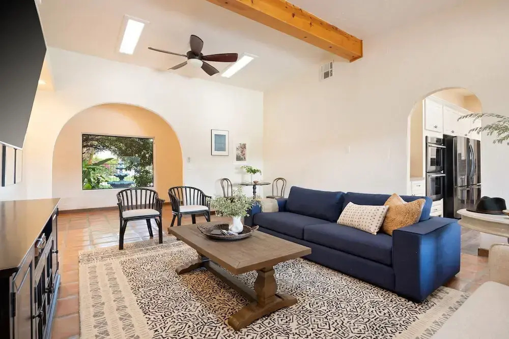 Starlight Estate by Avantstay 20 People Architectual Mansion w Pool Tennis Court Game Room