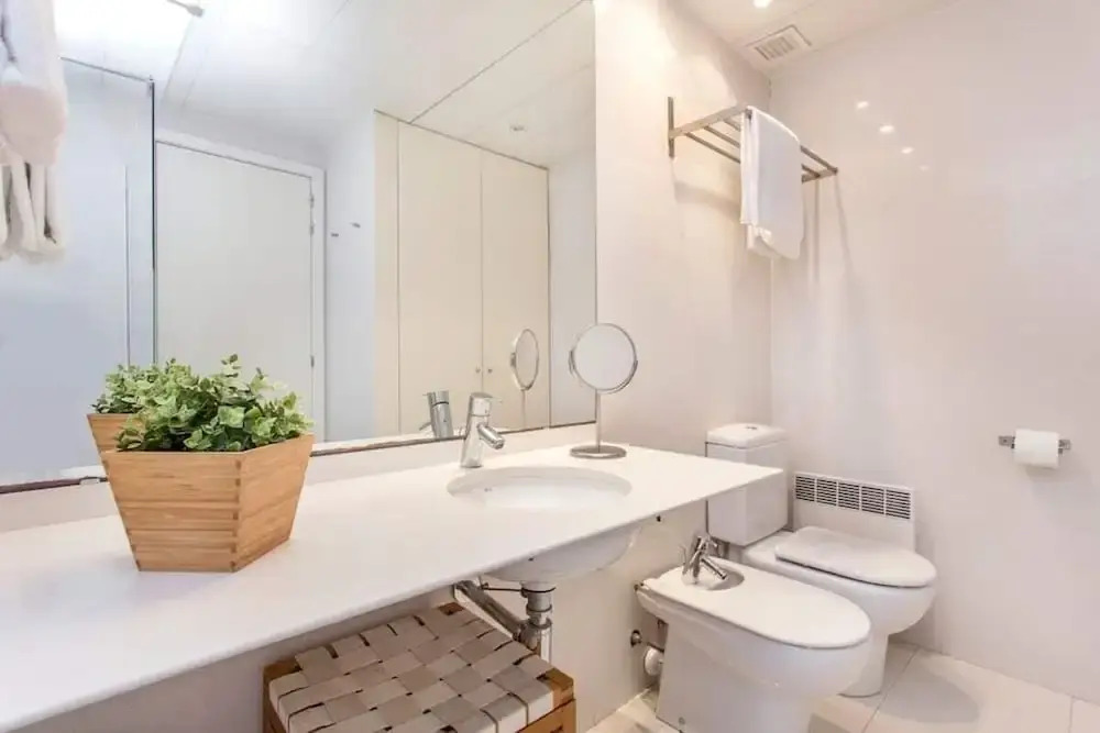 Stylish 1 Bedroom Flat Near La Sagrada Familia