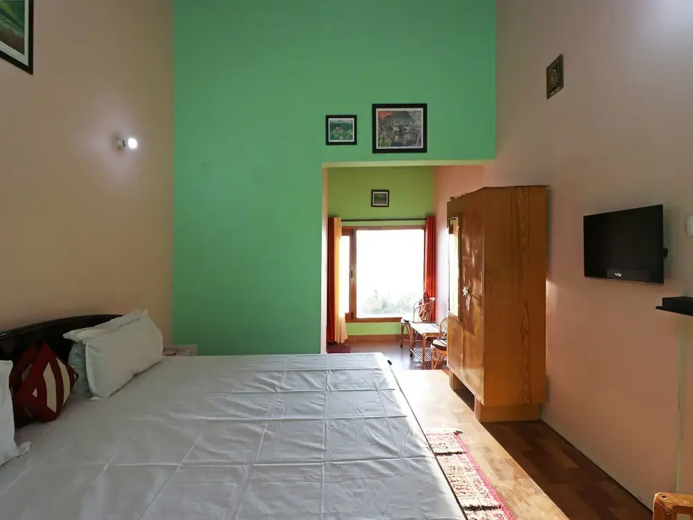 OYO 10196 Home 4BHK Villa Raghav Heritage Mukteshwar