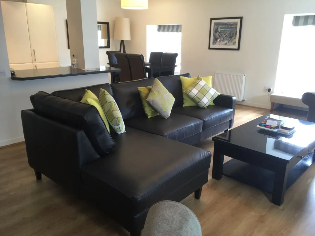 Inverness City Suites