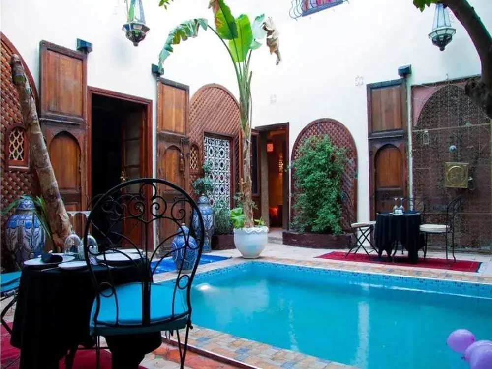 Cosy Villa With 11 Bedrooms In The Heart Of Marrakech - 27 Pax. - Priv