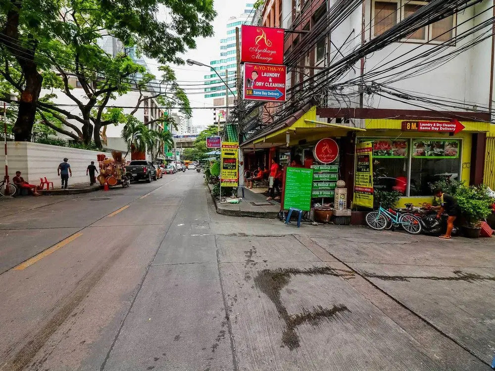 NIDA Rooms Sukhumvit Loft 28