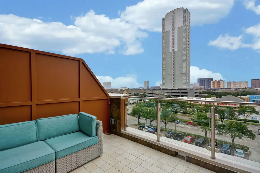 Home2 Suites At The Galleria