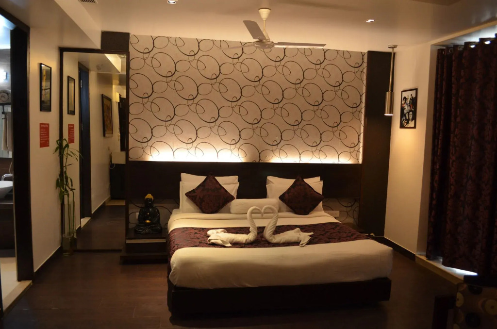 WoodApple Residency