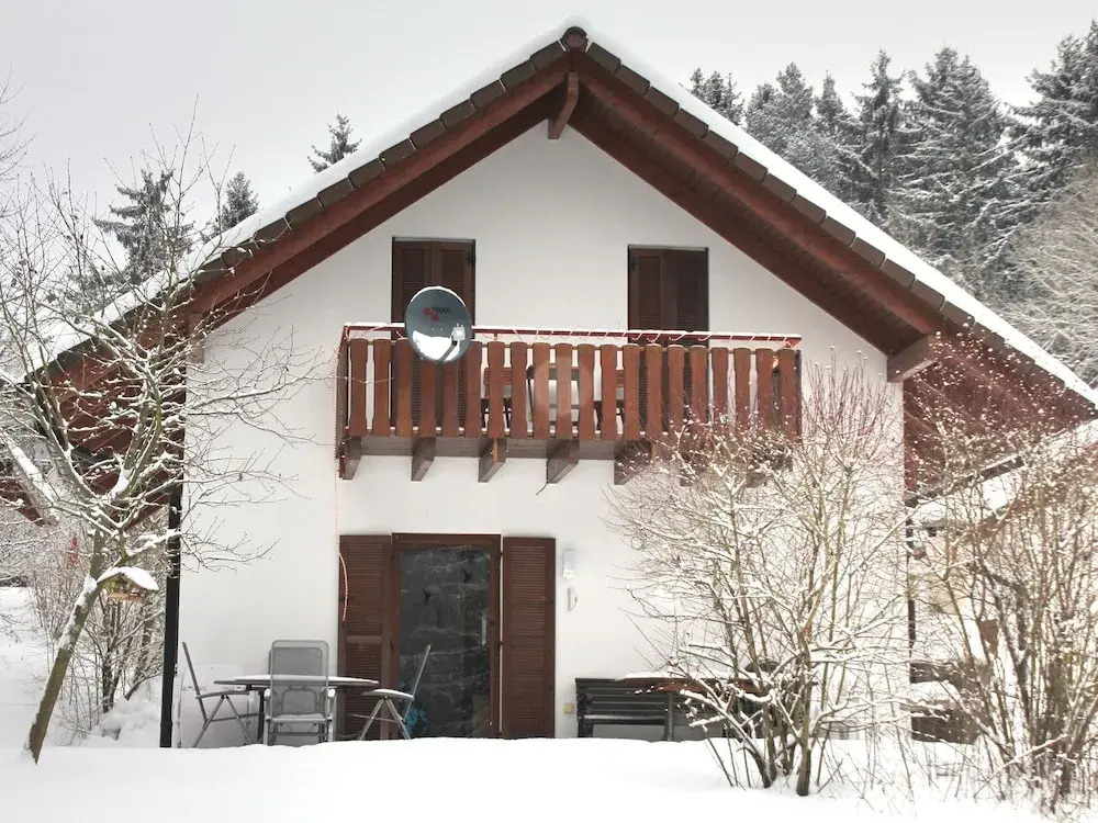 Comfortable Holiday Home on a Reservoir in Hessen With Balcony and Garden