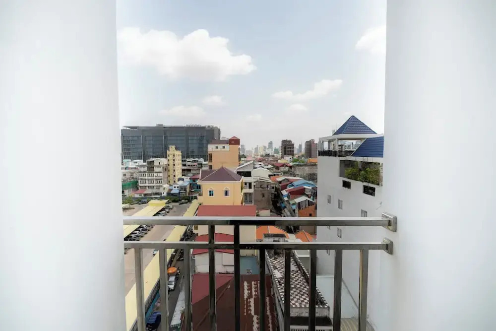 Bona Hotel