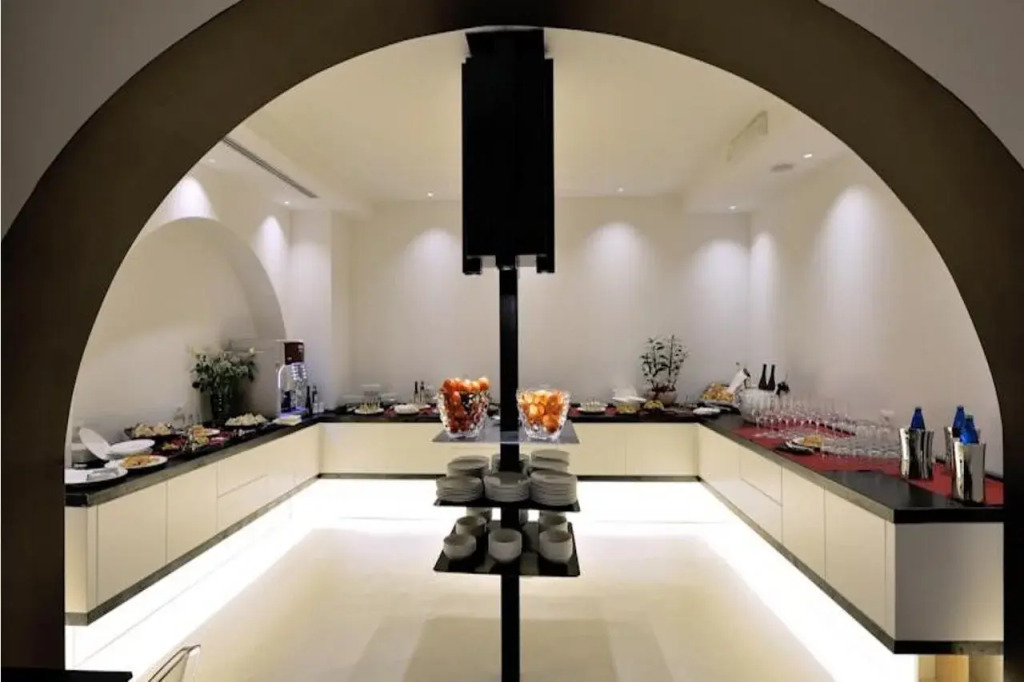 Rome Life Hotel