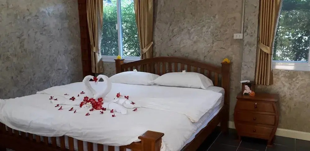 Paradise Resort at Lamphun
