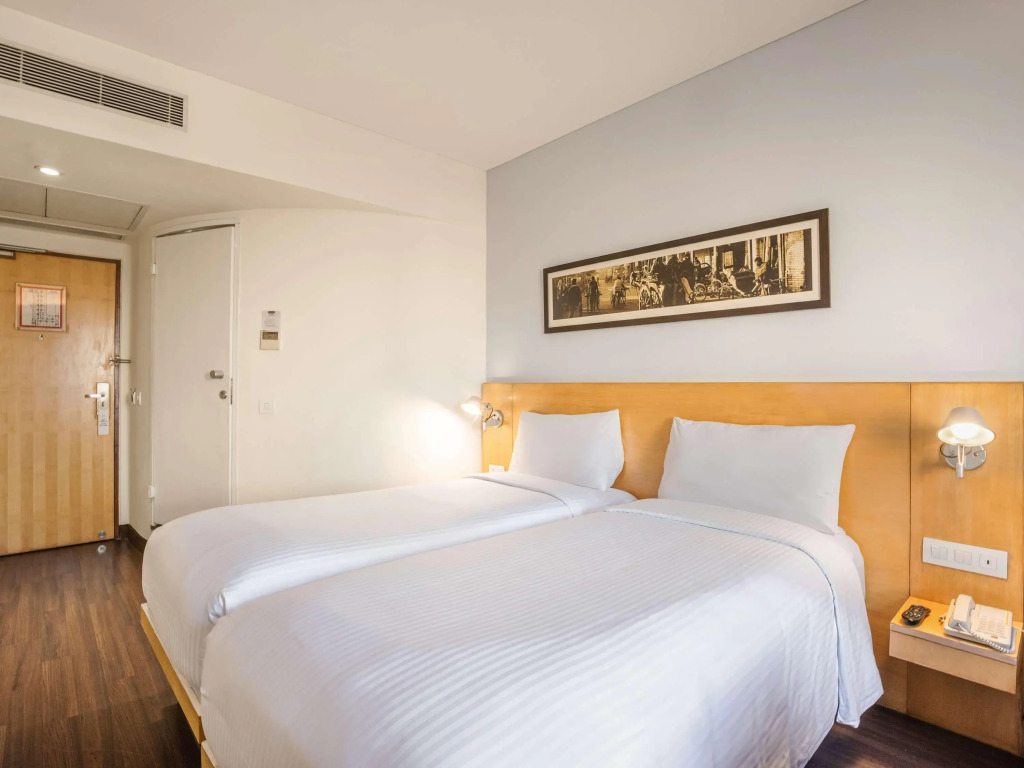 ibis Gurgaon Golf Course Road Hotel